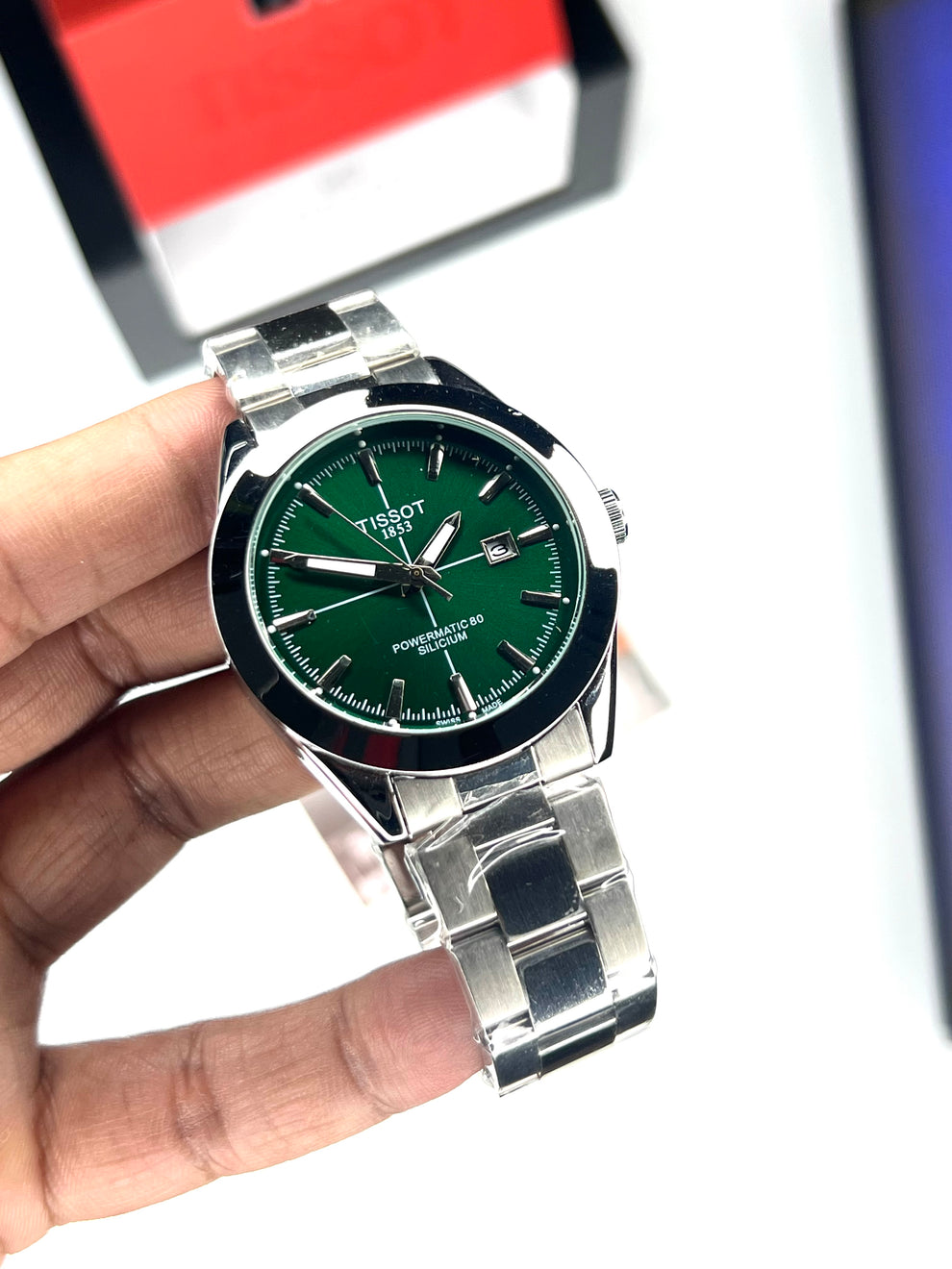 Tissot Smooth bezel (Emerald Green Dial)