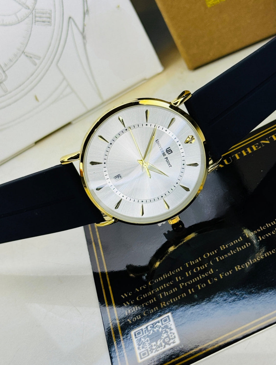 Golden White Slim Balloon Universe Point Watch