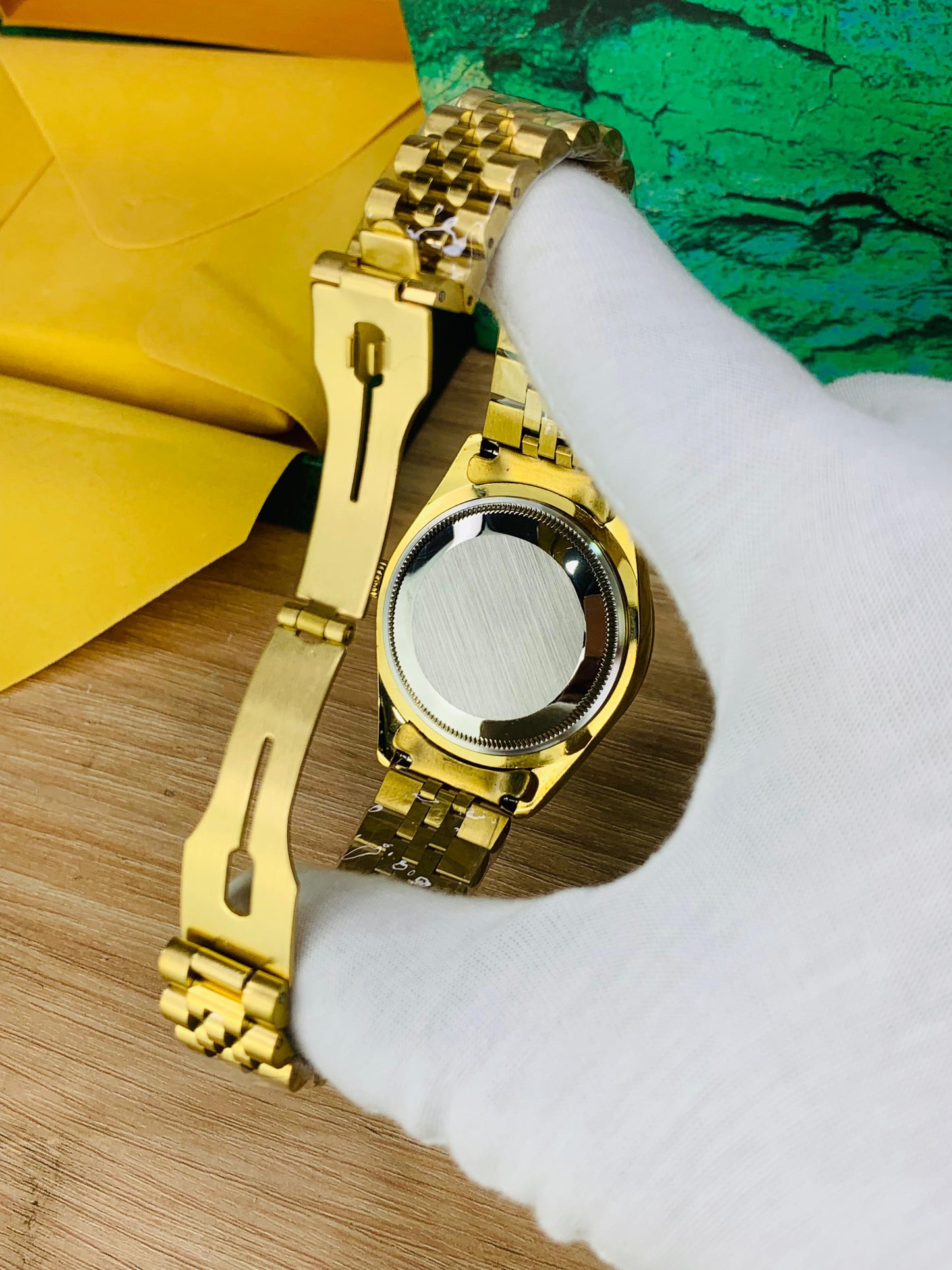 OYSTER STONE BEZEL MODEL | FULL GOLD