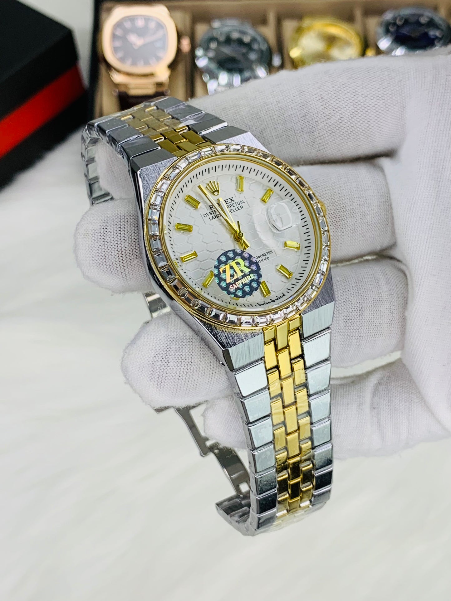 Land-Dweller Stone Model | White