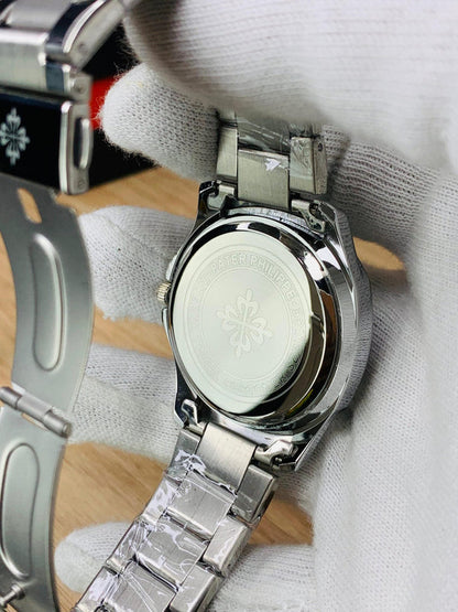 Nautilus Model With Date (blue)