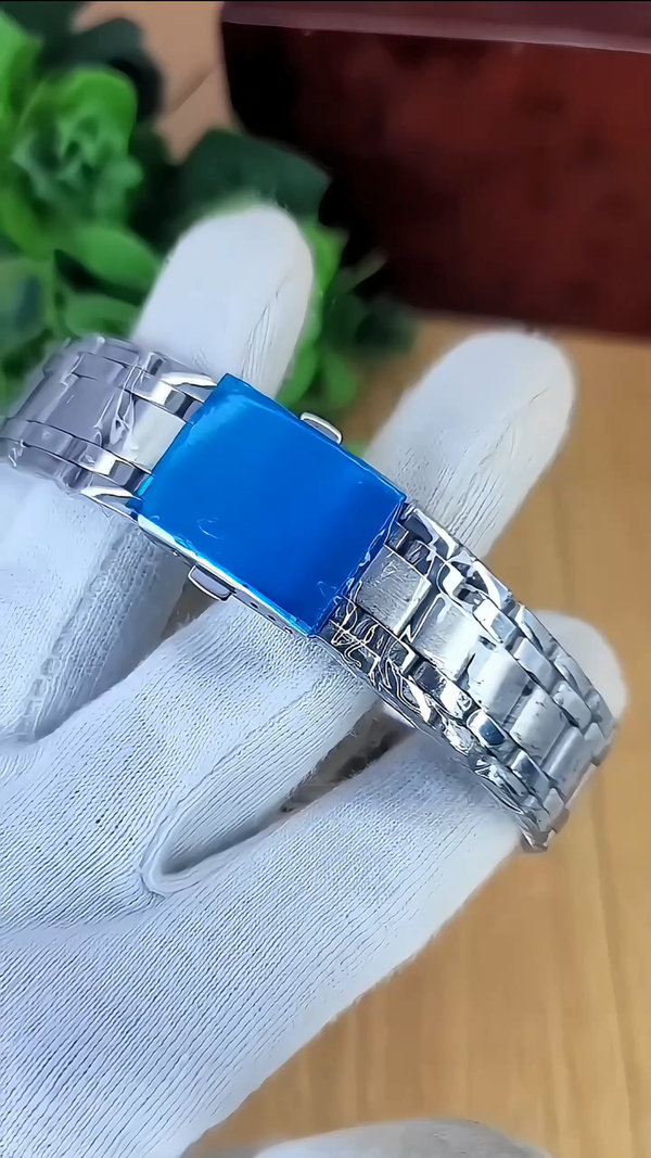 Cassray Date working Double tone dial (White & Black) – PREMIO WATCHES