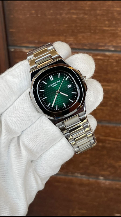 PP nautilus (Aqua green Dial)