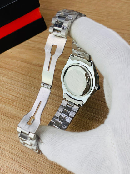 Stone Model | Silver Black dial